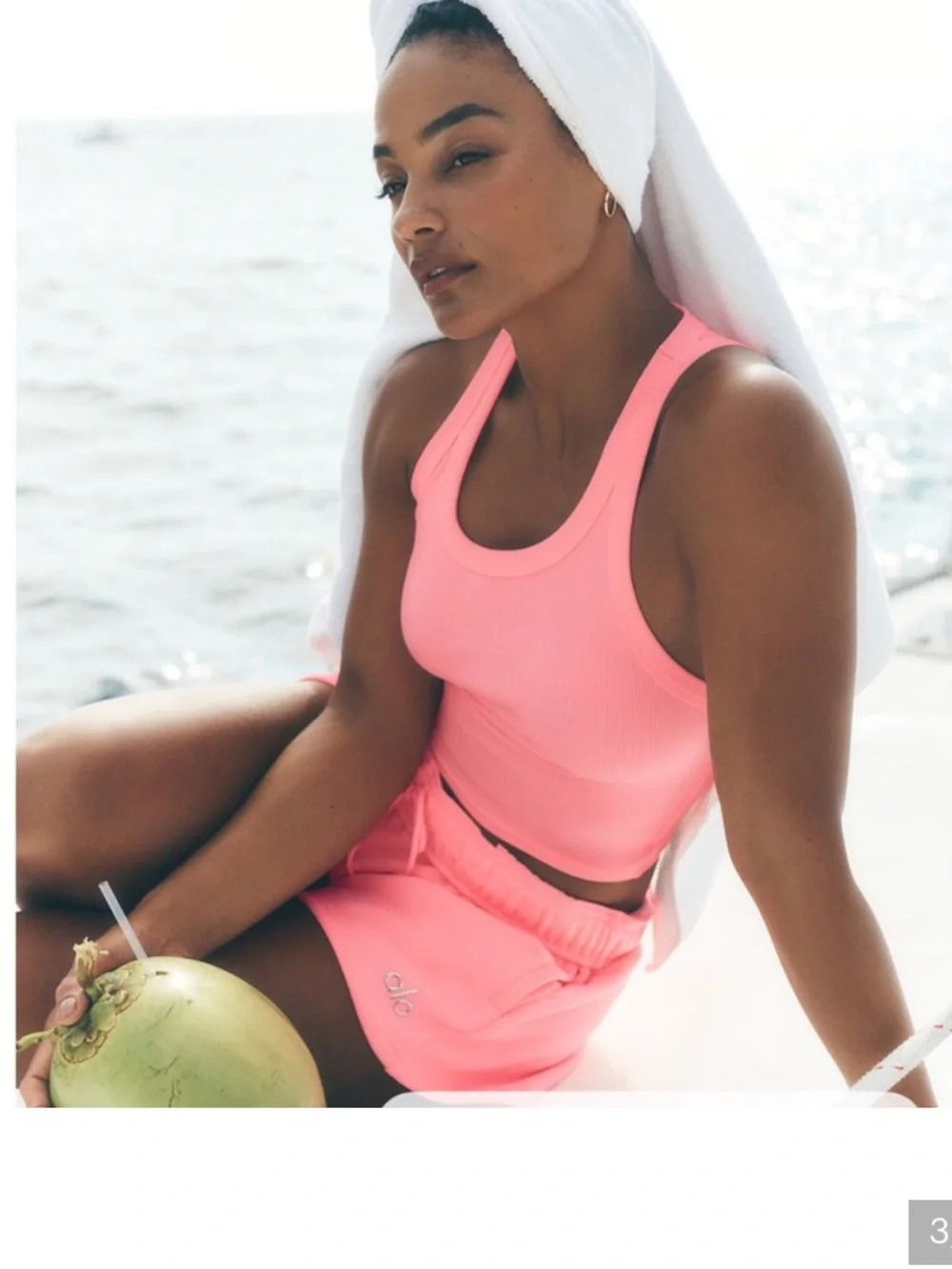 ALO Yoga set neon bubble gum M NWT